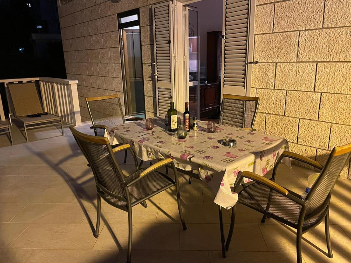 Aida Apartments And Rooms For Couples And Families Free Parking Dubrovnik Eksteriør billede