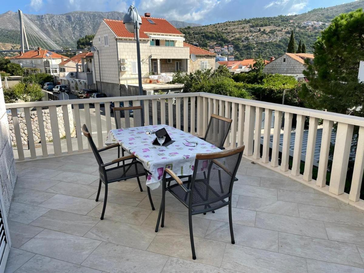 Aida Apartments And Rooms For Couples And Families Free Parking Dubrovnik Eksteriør billede